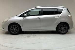 Toyota Verso minivan