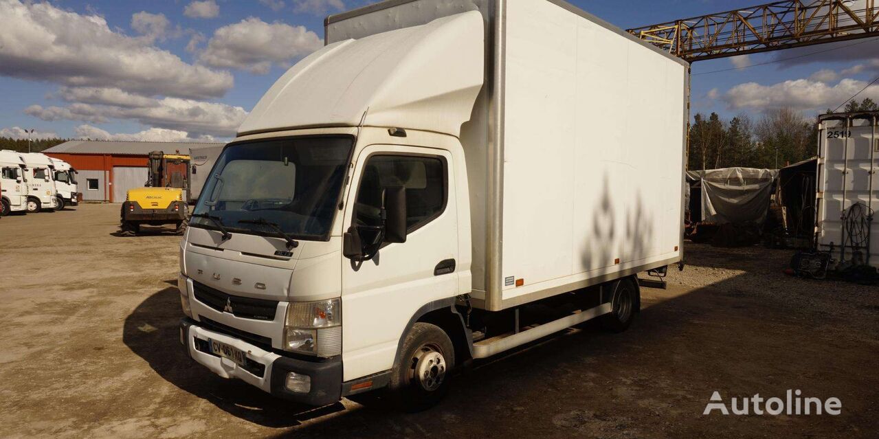 Mitsubishi FUSO box truck