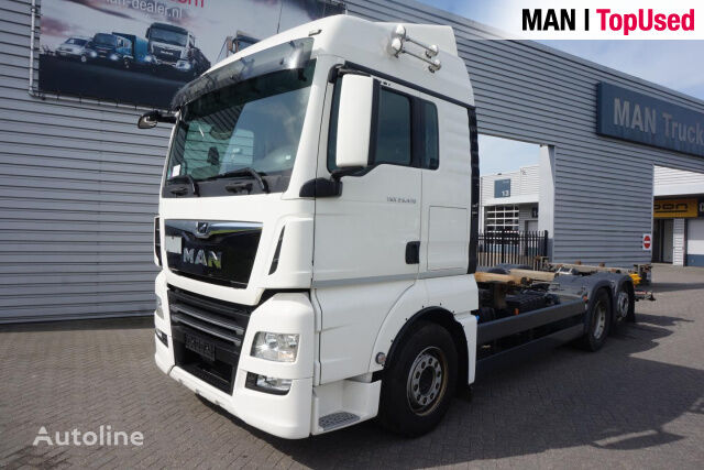 MAN TGX 26.470 6X2-2 LL chassis truck