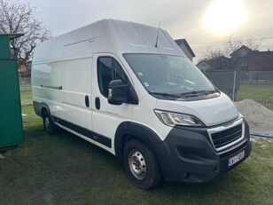 Peugeot Boxer L4H3 closed box van