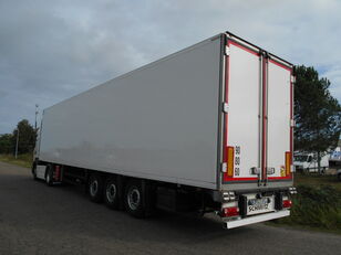 Schmitz Cargobull SKO 27 refrigerated semi-trailer