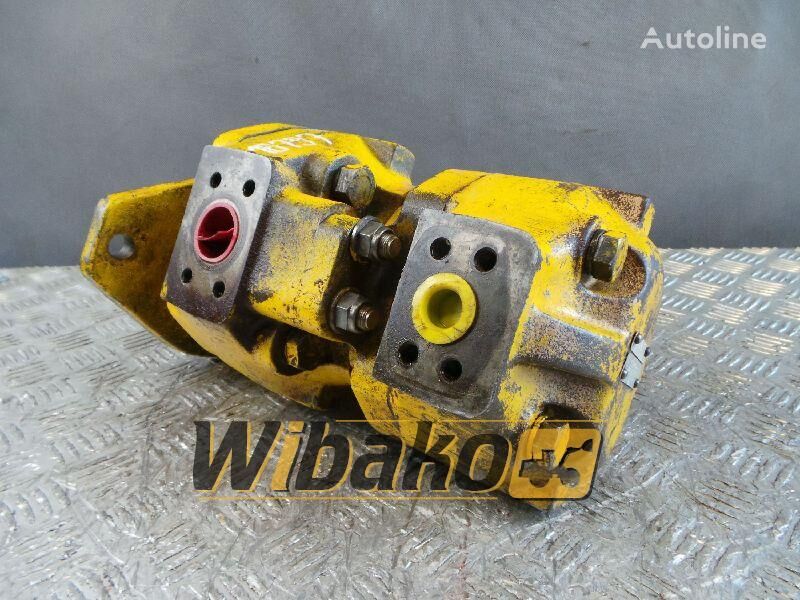 David Brown PA2210/1909A3 gear pump for HANOMAG 66