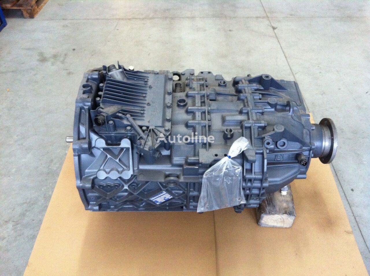 ZF AS-TRONIC 12AS2330TD gearbox for truck