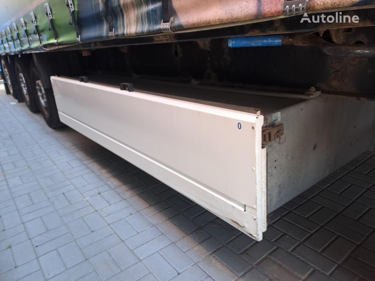 b/v - Rozborka napivprychepiv pallet box for semi-trailer
