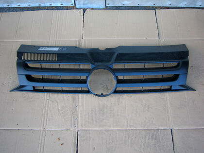 radiator grille for Volkswagen Transporter T5 GB cargo van