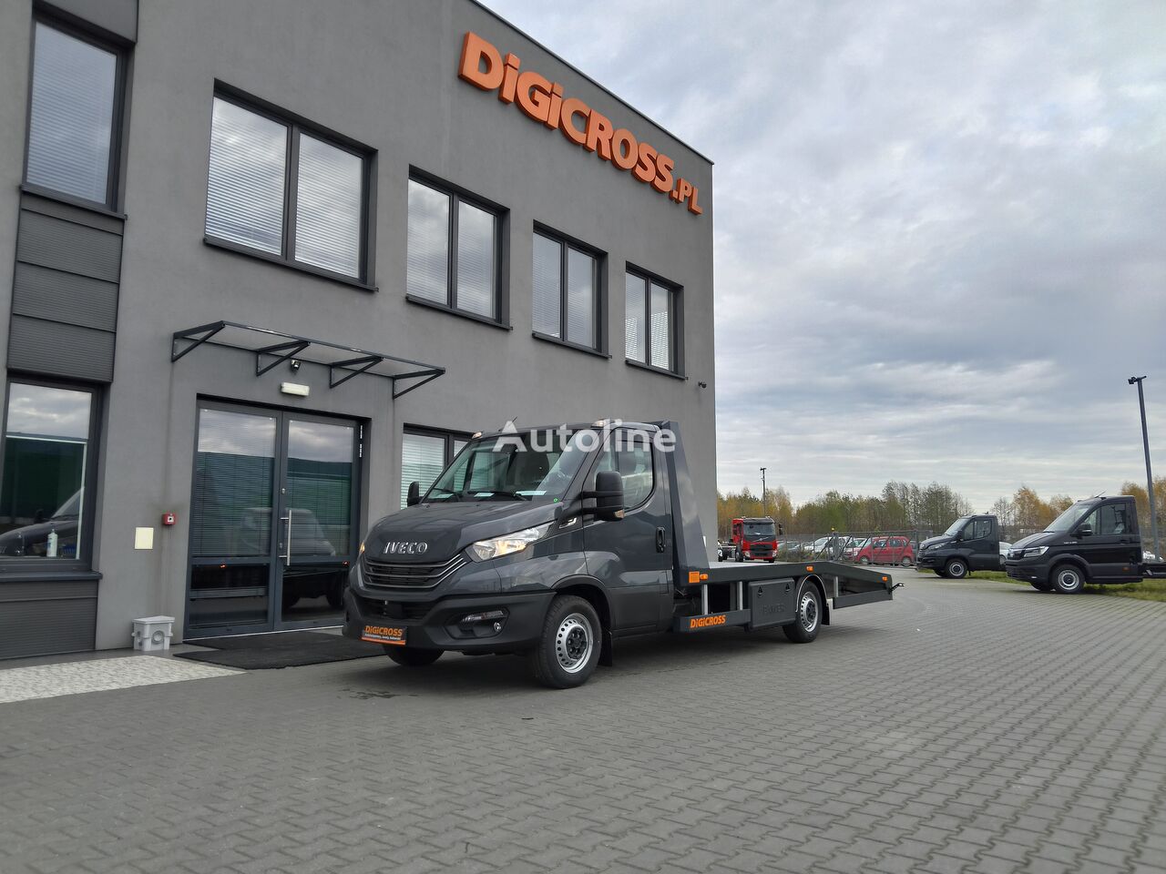 new IVECO 35S18A8P  tow truck