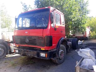 MERCEDES-BENZ 1635 chassis truck