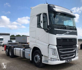 VOLVO FH13 chassis truck