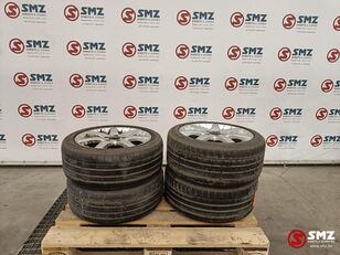 Mercedes-Benz Occ set velgen Mercedes 17" truck tire