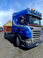 Scania R440 truck tractor